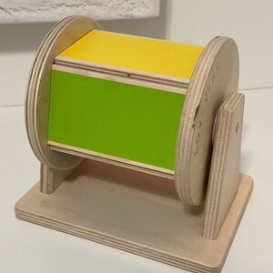 Lovevery Toy spinning Rainbow